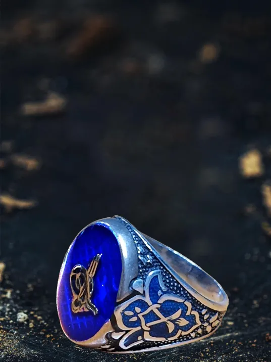 Erkek Gümüş Yüzük - Mavi Taşlı Ortası Osmanlı Tuğrası İşlemeli Erkek Yüzük