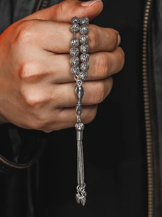 Erkek Tesbih - Vuslat Oksitli 925 Ayar Gümüş Erkek Tespih Küçük Boy 29gr Erkek Tesbih - Vuslat Oksitli 925 Ayar Gümüş Erkek Tespih Küçük Boy 29gr