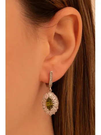 Kadın Gümüş Küpe - Damla Model Zultanit Taşlı Baget Süslemeli Rodyumlu Kadın Küpe