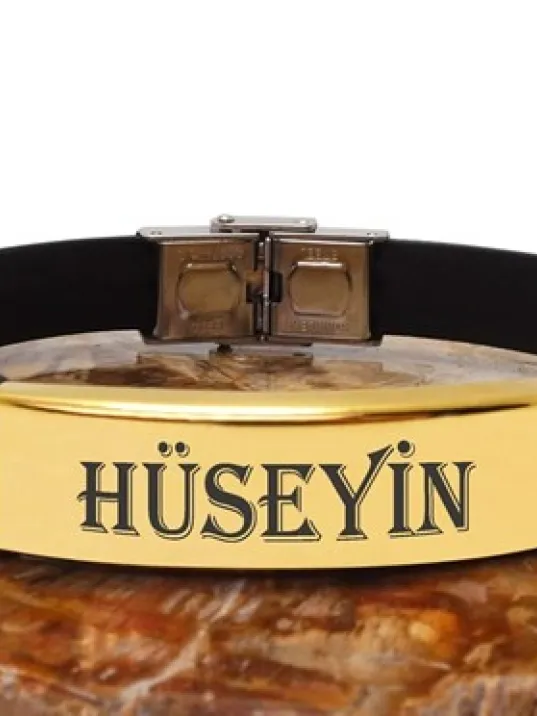 İsim Yazılan Altın Kaplama Çelik Erkek Bileklik Kauçuk Kordonlu