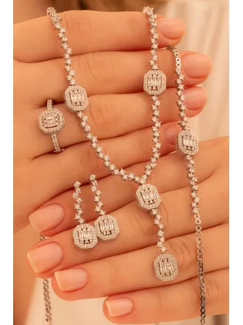 Kadın Gümüş Takı Seti - Nevrez Baget Taşlı Zirkon Süslemeli Kolye, Bileklik, Yüzük, Küpe Tam Set