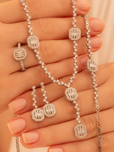 Kadın Gümüş Takı Seti - Nevrez Baget Taşlı Zirkon Süslemeli Kolye, Bileklik, Yüzük, Küpe Tam Set