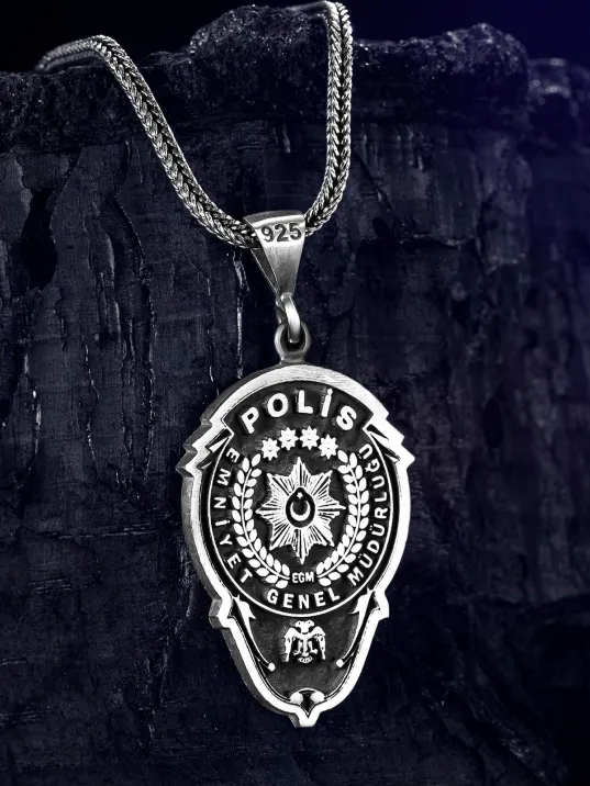 Polis Rozeti Kolyesi - Emniyet Teşkilatı Arması Gümüş Kolyesi Polis Rozeti Kolyesi - Emniyet Teşkilatı Arması Gümüş Kolyesi
