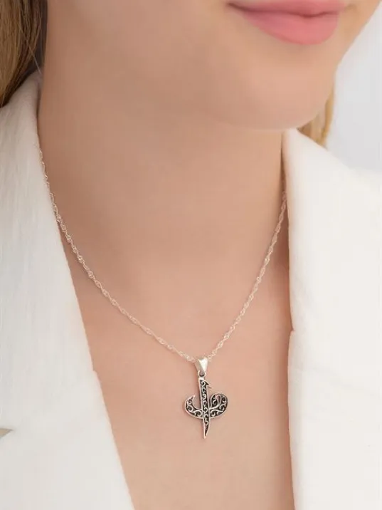 Büyük Vav Elif Bayan Gümüş Kolye Büyük Vav Elif Bayan Gümüş Kolye