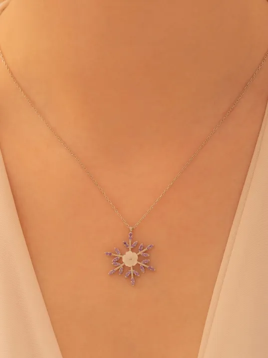 Kadın Gümüş Kolye - Sevgililer Günü - Hediye - Manolya Çiçeği Mor Zirkon Taşlı Kadın Kolye Kadın Gümüş Kolye - Sevgililer Günü - Hediye - Manolya Çiçeği Mor Zirkon Taşlı Kadın Kolye