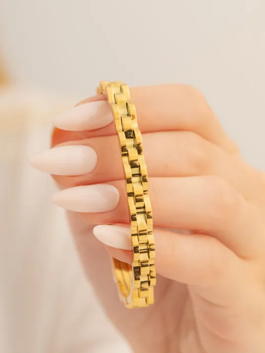 Kadın Çelik Bileklik - Altın Kaplama Lüks Bukle Model Kadın Kelepçe Kadın Çelik Bileklik - Altın Kaplama Lüks Bukle Model Kadın Kelepçe