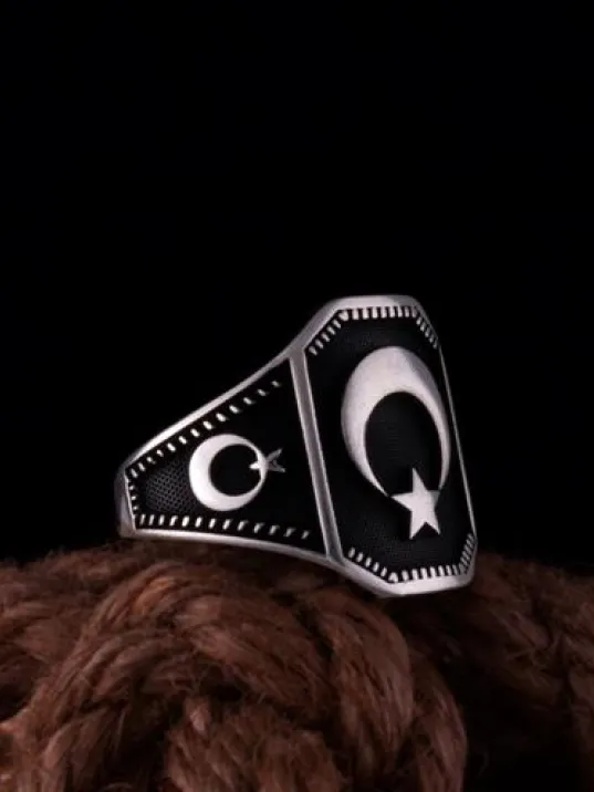 Erkek Gümüş Yüzük Ay Yıldız İşlemeli Siyah Oniks Taşlı Model1 Erkek Gümüş Yüzük