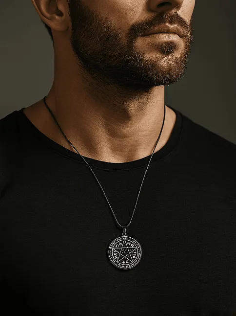 Erkek Kadın Aşk Tılsımı Ve Maton Tetragram İşlemeli Siyah Yassı Snake Zincir Çelik Kolye