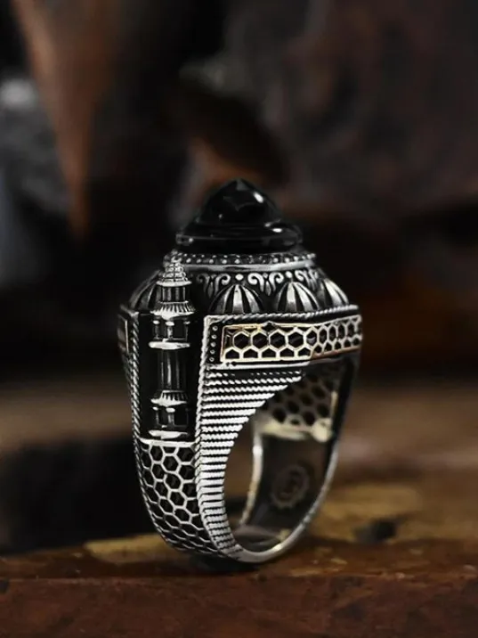 İslam Usta Tasarımı Siyah Kubbe Model Gümüş Erkek Yüzük GYZISLMST11-GMS İslam Usta Tasarımı Siyah Kubbe Model Gümüş Erkek Yüzük GYZISLMST11-GMS