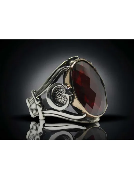 Erkek Gümüş Yüzük - Zülfikar ve Ay yıldız Motifli Kırmızı Zirkon Taşlı Gümüş Yüzük