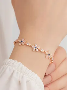 Kadın Gümüş Bileklik -  Zirkon Taşlı Rose 5 Yapraklı Yonca Gümüş Bileklik