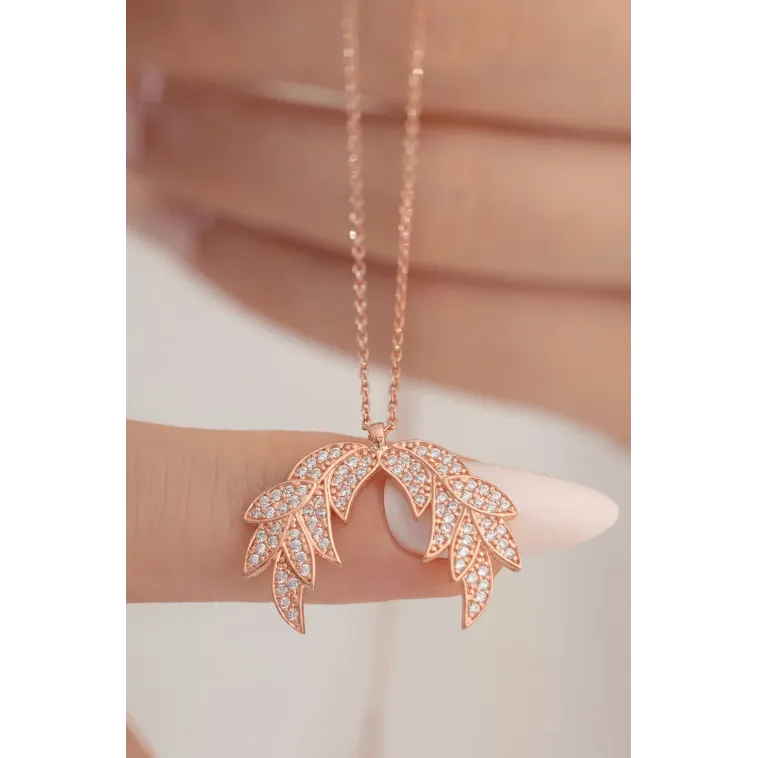 Zirkon Taşlı Rose Kanat Model Kadın Gümüş Kolye GKLKNTM1DEL-ROS Zirkon Taşlı Rose Kanat Model Kadın Gümüş Kolye GKLKNTM1DEL-ROS