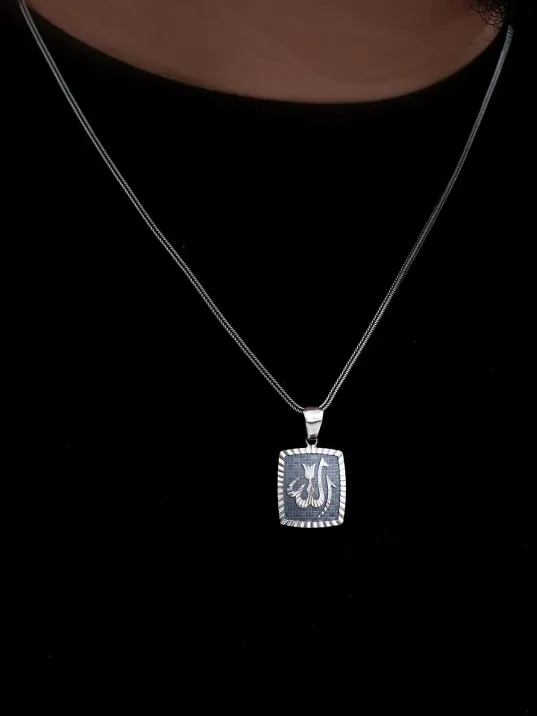 Kalem İşçilikli Allah Yazılı Erkek Gümüş Kolye Zincir