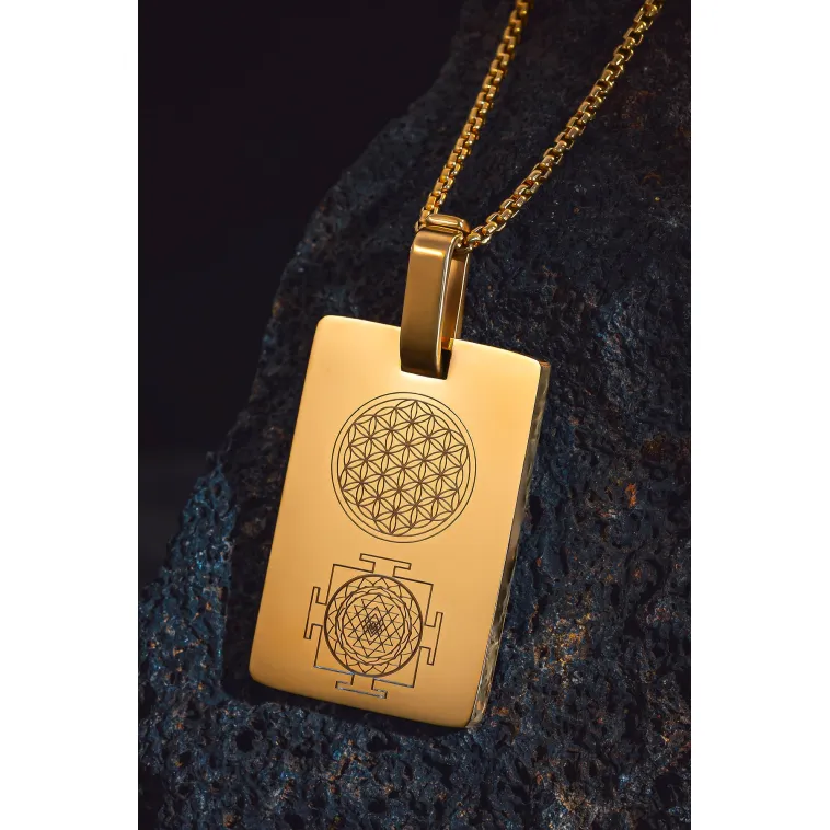 YantraX Altın Kaplama Çelik Erkek Kolye Sri Yantra ve Kubera Yantra Sembolü Kararmaz Paslanmaz YantraX Altın Kaplama Çelik Erkek Kolye Sri Yantra ve Kubera Yantra Sembolü Kararmaz Paslanmaz