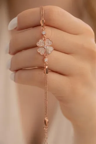 Kadın Bileklik-Gümüş Rose Çiçek Motifli Kadın Bileklik
