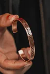 Kadın Erkek Saf Bakır Bileklik Zevahir Model Metal Kutu Doğal Taşlar Bakır Kelepçe Bilezik
