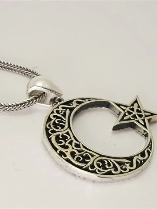 Özel İşçilikli Ay Yıldız Erkek Gümüş Kolye Zincir Orta Boy Özel İşçilikli Ay Yıldız Erkek Gümüş Kolye Zincir Orta Boy