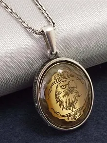 Çift Taraflı Otantik Ayyıldız Motifli Ve Kartal Figürlü Erkek Gümüş Kehribar Kolye
