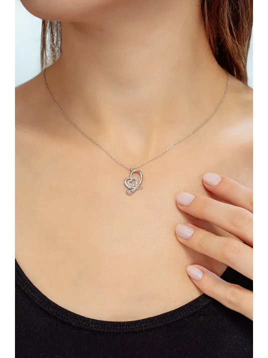 Kadın Gümüş Kolye - Swarovski Taşlı Zirconia Çift Kalpli Motifli Kadın Kolye