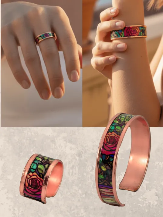 Kadın Bakır Bileklik Yüzük Set - Roselaw Model Özel Baskı Metal Kutu Ve Kuvars Taşı Kadın Bakır Bileklik Yüzük Set - Roselaw Model Özel Baskı Metal Kutu Ve Kuvars Taşı