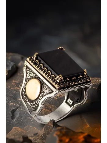 Erkek Siyah Oniks Taşlı Yanı Harf Yazılabilir 925 Ayar Gümüş Yüzük