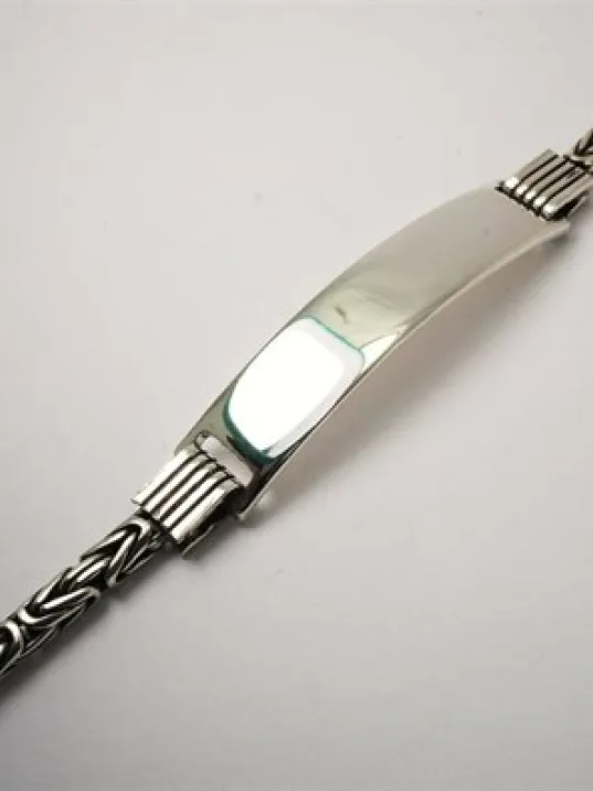 İsim Yazılan Erkek Gümüş Bileklik Künye Orta Kalınlıkta