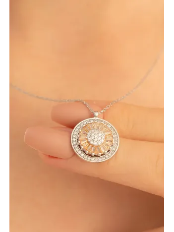 Kadın Gümüş Kolye - Baget Taşlı Döner Başlı Gümüş Kolye
