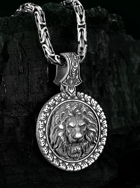 Erkek Gümüş Kolye - Kabartma Aslan Motifli Kalem İşlemeli Kral Zincirli Erkek Kolye