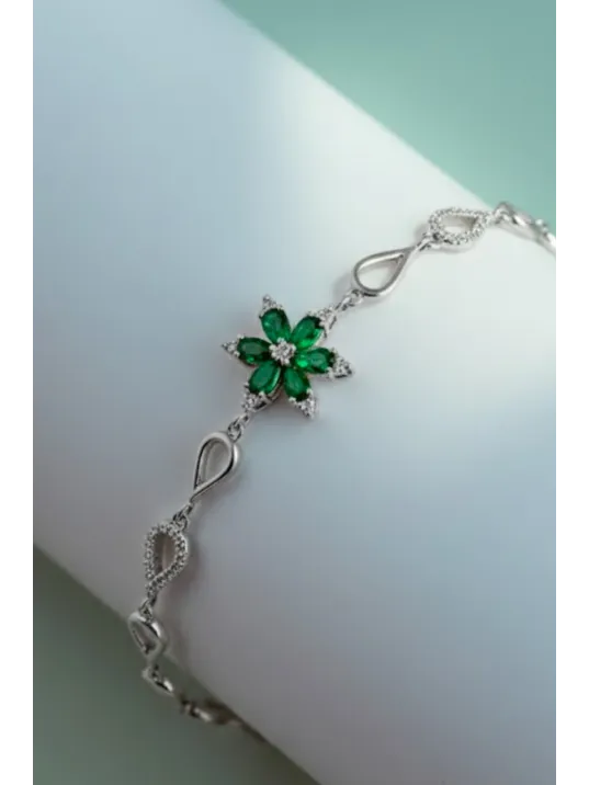 Kadın Gümüş Bileklik - Yeşil Doğal Safir Taşlı Nergis Model Damla Motifli Gümüş Bileklik Kadın Gümüş Bileklik - Yeşil Doğal Safir Taşlı Nergis Model Damla Motifli Gümüş Bileklik