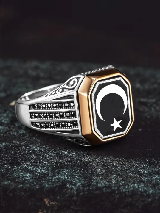 Erkek Gümüş Yüzük - Üç Sıra Zirkon Taşlı Ay Yıldız Bayrak İşlemeli Erkek Yüzük