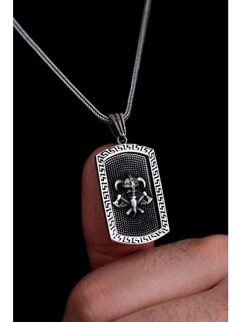 Erkek Gümüş Kolye - Grek Desenli Baltalı Kuru Kafa Model Gümüş Erkek Kolye