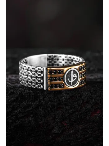 Erkek Gümüş Yüzük - Kral Zincirli Zirkon Taşlı Vav Elif İşlemeli Erkek Yüzük Erkek Gümüş Yüzük - Kral Zincirli Zirkon Taşlı Vav Elif İşlemeli Erkek Yüzük