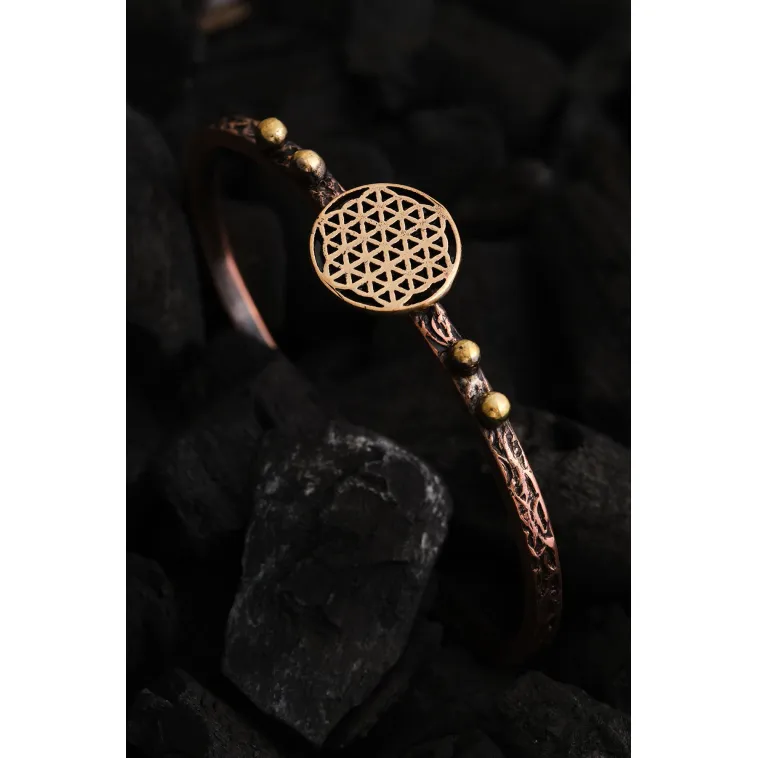 Kadın Bakır Bileklik - Lotus Çiçeği Model Kadın Bakır Kelepçe Bileklik Bilezik Kadın Bakır Bileklik - Lotus Çiçeği Model Kadın Bakır Kelepçe Bileklik Bilezik