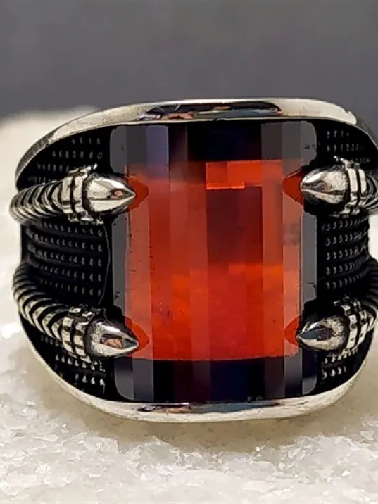 Kırmızı Zirkon Taşlı Pençe Erkek Gümüş Yüzük