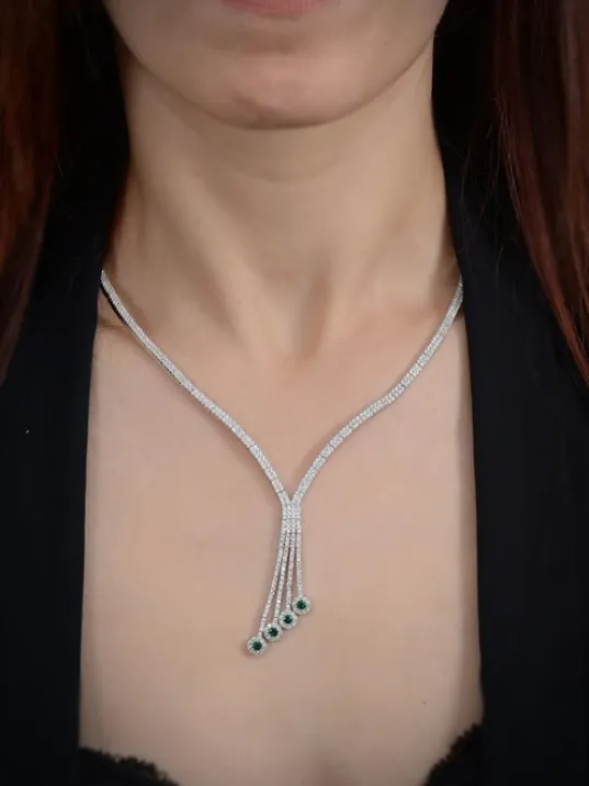 İkarus Bayan Zümrüt Taşlı Gümüş Su Yolu Set - Kolye, Bileklik, Küpe, Yüzük İkarus Bayan Zümrüt Taşlı Gümüş Su Yolu Set - Kolye, Bileklik, Küpe, Yüzük