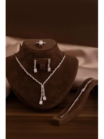 Kadın Gümüş Takı Seti - Nazlı Baget Taşlı Zirkon Süslemeli Kolye, Bileklik, Yüzük, Küpe Tam Set