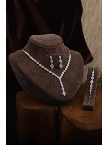 Kleopatra Su Yolu Gümüş Bayan Set - Kolye, Bileklik, Küpe, Yüzük Kleopatra Su Yolu Gümüş Bayan Set - Kolye, Bileklik, Küpe, Yüzük