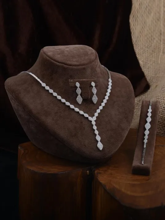 Kleopatra Su Yolu Gümüş Bayan Set - Kolye, Bileklik, Küpe, Yüzük