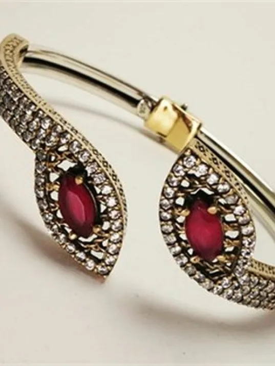 Yakut Taşlı Bayan Gümüş Bilezik Bileklik Yakut Taşlı Bayan Gümüş Bilezik Bileklik