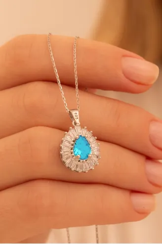 Kadın Gümüş Kolye - Damla Model Mavi Topaz Taşlı Baget Süslemeli Rodyumlu Kadın Kolye