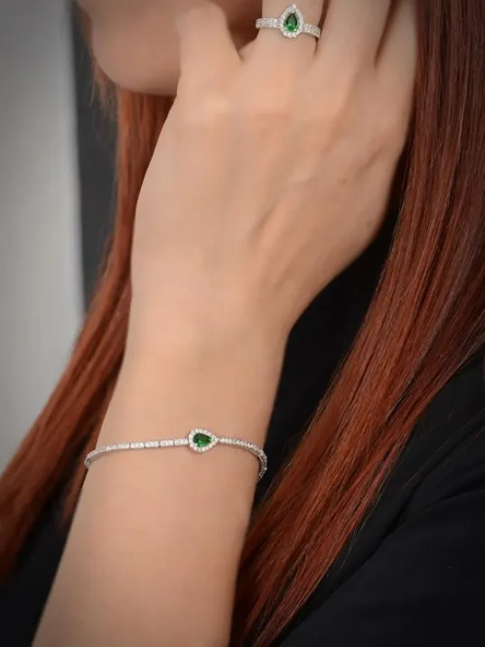 Çağıl Bayan Zümrüt Taşlı Gümüş Su Yolu Set - Kolye, Bileklik, Küpe, Yüzük