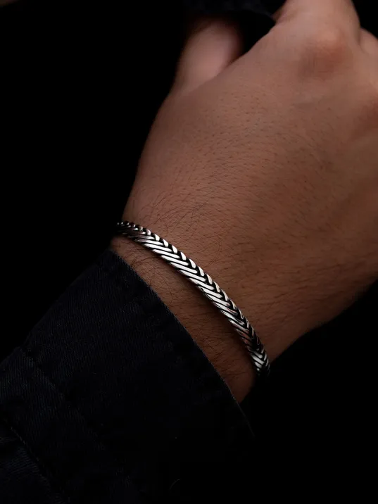 Erkek Gümüş Bileklik - Tilki Kuyruğu Model 1 Gümüş Kelepçe Bileklik Erkek Gümüş Bileklik - Tilki Kuyruğu Model 1 Gümüş Kelepçe Bileklik