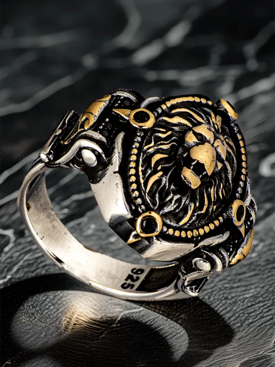 Erkek Aslan Kafası Motifli Yanı Zirkon Taşlı 925 Ayar Gümüş Yüzük