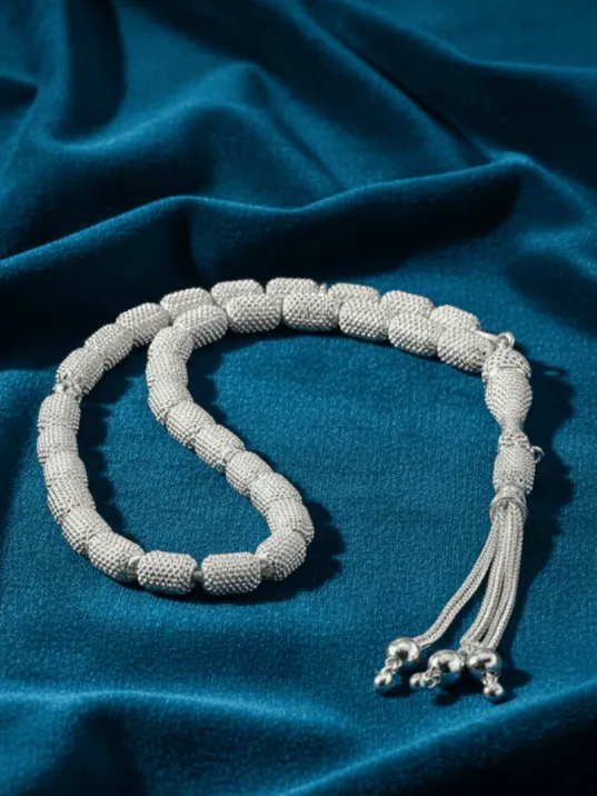 Erkek Gümüş Tespih - 925 Ayar Oksitli Model Delikli Kapsül Kesim Tesbih