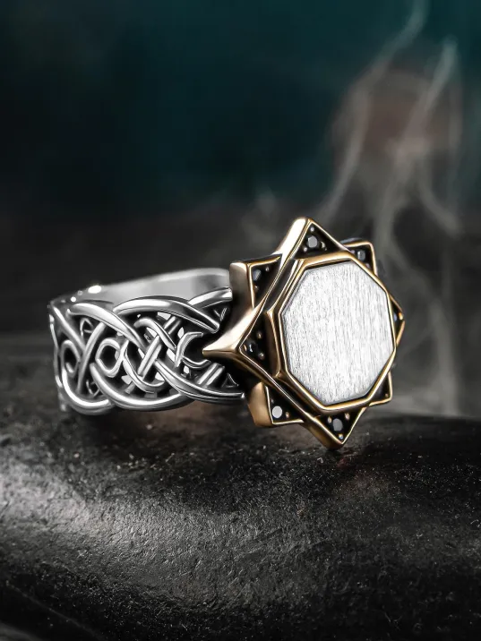 Erkek Gümüş Yüzük - Harf Yazılabilir Sarmal Model Zirkon Taşlı Erkek Yüzük