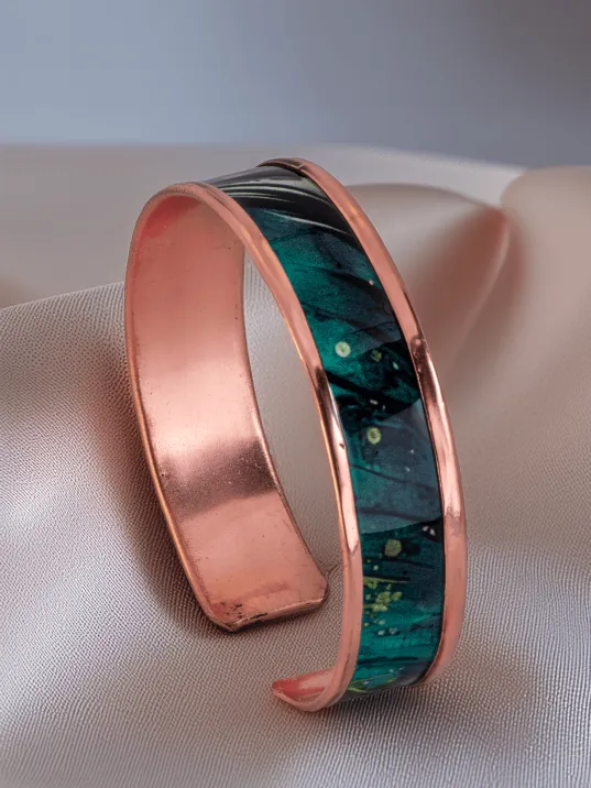 Kadın Bakır Bileklik - Arianna Model Özel Baskı Metal Kutu Ve Kuvars Taşı