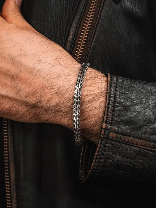 925 Ayar Gümüş Tilki Kuyruğu Yassı Zincir Erkek Bileklik Özel Kilit Tasarım 925 Ayar Gümüş Tilki Kuyruğu Yassı Zincir Erkek Bileklik Özel Kilit Tasarım