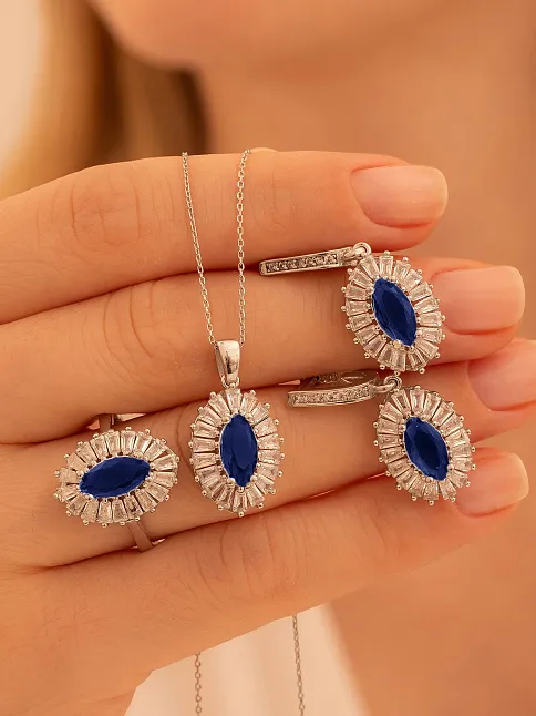 Kadın Gümüş Set - Mekik Model Safir Taşlı Baget Süslemeli Rodyumlu Kadın Set