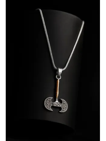 Erkek Çift Taraflı Balta Figürlü Gümüş Kolye – Viking Savaşçı Modeli