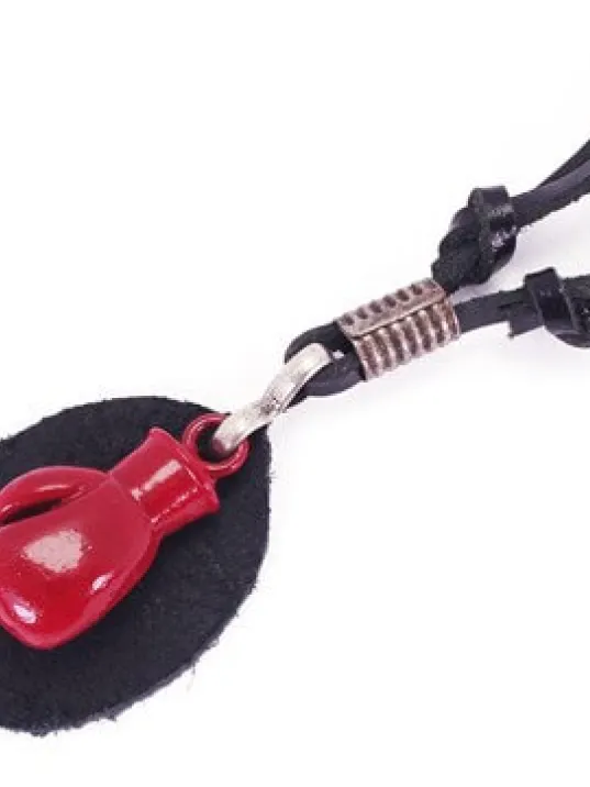 Kırmızı Boks Eldiveni Erkek Deri Kolye Kırmızı Boks Eldiveni Erkek Deri Kolye